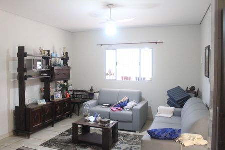 Casa à venda com 2 quartos, 177m² em Olímpico, São Caetano do Sul