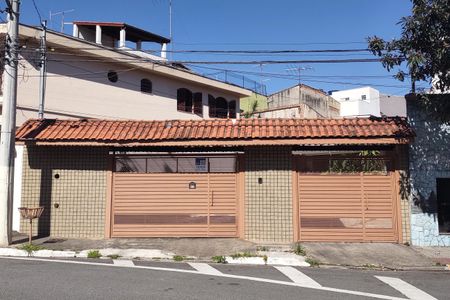 Fachada de casa à venda com 2 quartos, 177m² em Olímpico, São Caetano do Sul