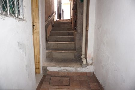 Casa para alugar com 50m², 1 quarto e sem vagaEscada
