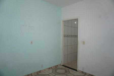 Sala de casa para alugar com 1 quarto, 50m² em Jardim Soraia, Embu das Artes