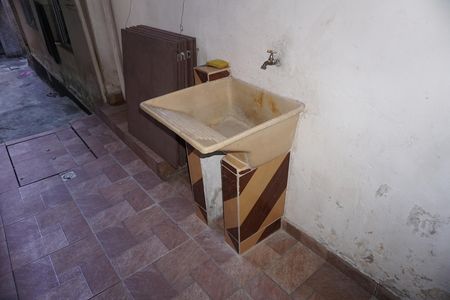 Lavanderia de casa para alugar com 1 quarto, 50m² em Jardim Soraia, Embu das Artes