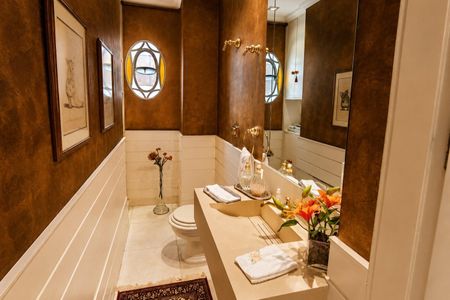 Apartamento à venda com 276m², 3 quartos e 2 vagas Apartamento à venda com 276m², 3 quartos e 2 vagasLavabo