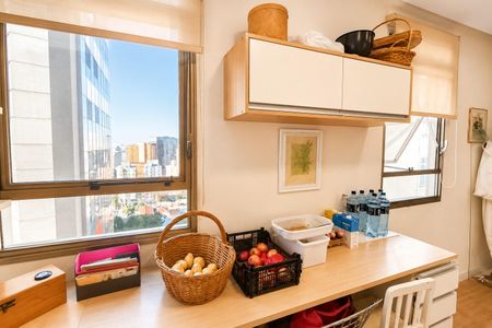 Apartamento à venda com 276m², 3 quartos e 2 vagas Apartamento à venda com 276m², 3 quartos e 2 vagasÁrea de Serviço - Quarto