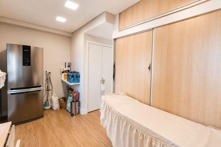 Apartamento à venda com 276m², 3 quartos e 2 vagas Apartamento à venda com 276m², 3 quartos e 2 vagasÁrea de Serviço - Quarto