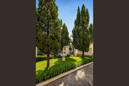 Apartamento à venda com 276m², 3 quartos e 2 vagas Apartamento à venda com 276m², 3 quartos e 2 vagasFachada