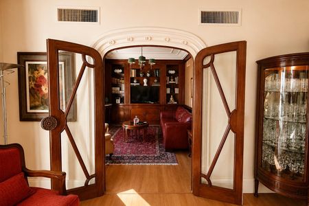 Apartamento à venda com 276m², 3 quartos e 2 vagas Apartamento à venda com 276m², 3 quartos e 2 vagasSala de TV