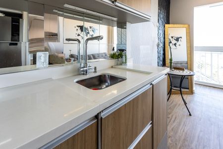 Cozinha de apartamento para alugar com 1 quarto, 27m² em Barra Funda, São Paulo