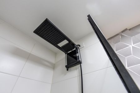 Banheiro de apartamento para alugar com 1 quarto, 27m² em Barra Funda, São Paulo
