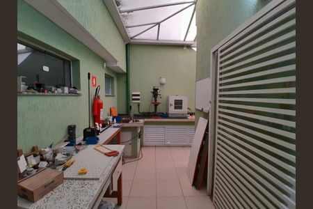 Casa à venda com 4 quartos, 140m² em Vila Olímpia, São Paulo