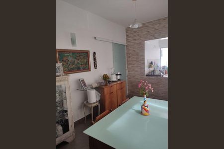 Casa à venda com 125m², 3 quartos e 4 vagas