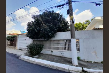 Casa à venda com 125m², 3 quartos e 4 vagas