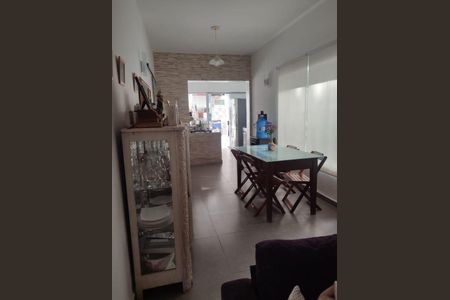 Casa à venda com 125m², 3 quartos e 4 vagas