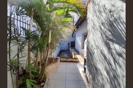 Casa à venda com 125m², 3 quartos e 4 vagas