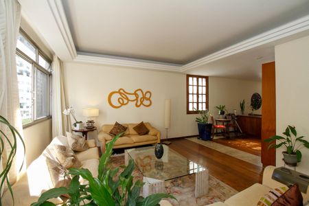 Apartamento para alugar com 200m², 3 quartos e 2 vagas Apartamento para alugar com 200m², 3 quartos e 2 vagasSala de Estar e Jantar