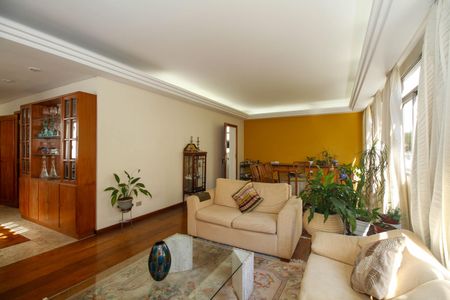 Apartamento para alugar com 3 quartos, 200m² em Jardim Paulista, São Paulo