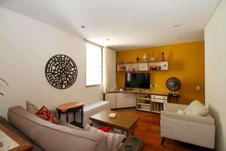 Sala de TV de apartamento para alugar com 3 quartos, 200m² em Jardim Paulista, São Paulo