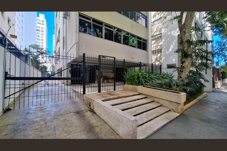 Fachada do Prédio de apartamento para alugar com 3 quartos, 200m² em Jardim Paulista, São Paulo