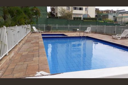 Apartamento à venda com 2 quartos, 56m² em Parque Bristol, São Paulo