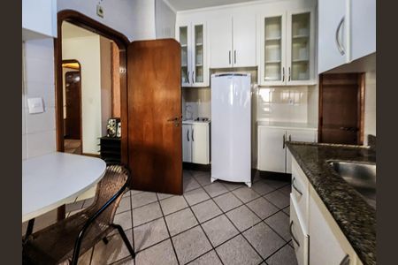 Apartamento para alugar com 84m², 2 quartos e sem vagaCozinha