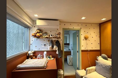 Apartamento à venda com 121m², 3 quartos e 1 vaga