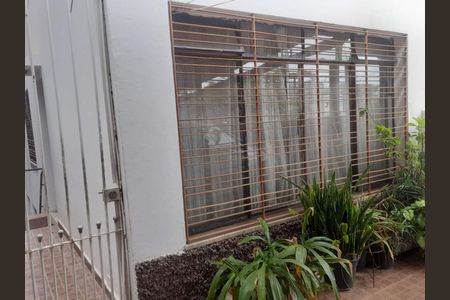 Casa à venda com 187m², 4 quartos e 2 vagas