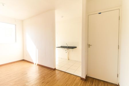 Sala de apartamento para alugar com 2 quartos, 42m² em Colônia (zona Leste), São Paulo