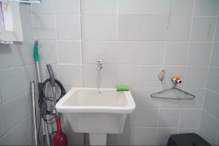 Apartamento para alugar com 45m², 1 quarto e sem vagatanque