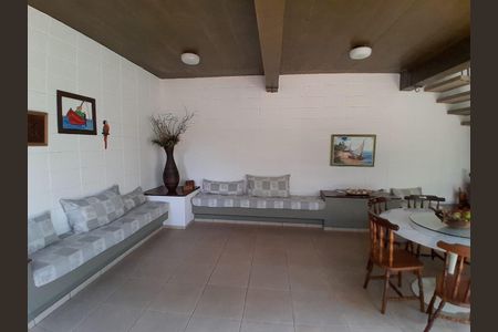 Casa à venda com 4 quartos, 450m² em Vila Mariana, São Paulo