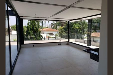 Casa à venda com 708m², 4 quartos e 4 vagas