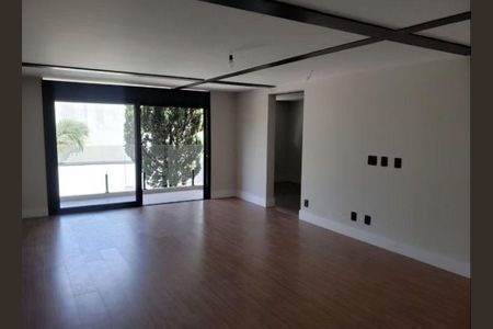 Casa à venda com 4 quartos, 708m² em Jardim Paulista, São Paulo