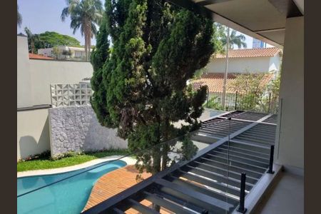 Casa à venda com 708m², 4 quartos e 4 vagas