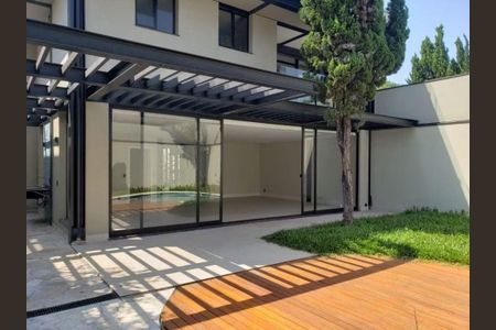 Casa à venda com 708m², 4 quartos e 4 vagas