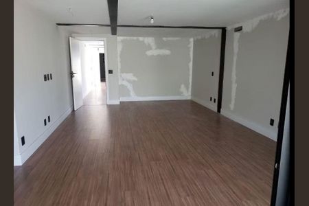 Casa à venda com 708m², 4 quartos e 4 vagas