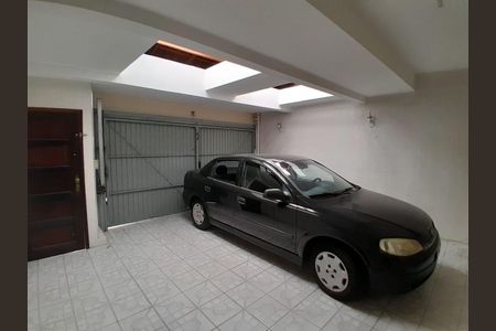 Casa à venda com 3 quartos, 216m² em Mirandópolis, São Paulo