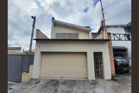 Casa à venda com 3 quartos, 216m² em Mirandópolis, São Paulo