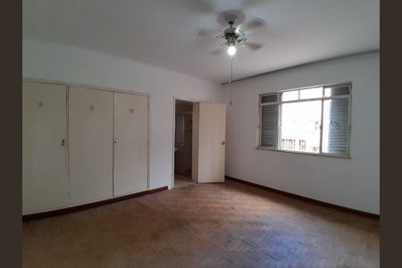 Casa à venda com 3 quartos, 216m² em Mirandópolis, São Paulo