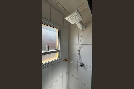 Banheiro da Suíte de apartamento à venda com 2 quartos, 57m² em Vila Assunção, Santo André