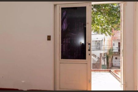 Casa à venda com 3 quartos, 194m² em Mirandópolis, São Paulo