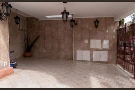 Casa à venda com 194m², 3 quartos e 3 vagas