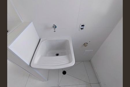 Cozinha e Área de Serviço de apartamento para alugar com 2 quartos, 43m² em Santa Terezinha, São Bernardo do Campo