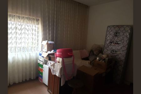 Casa à venda com 5 quartos, 220m² em Indianópolis, São Paulo