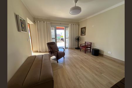 Sala 1 de casa para alugar com 5 quartos, 360m² em Jardim Santa Ines, São Paulo