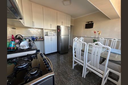 Casa para alugar com 360m², 5 quartos e 2 vagas