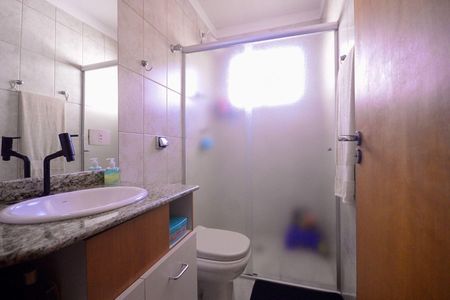 Casa à venda com 3 quartos, 175m² em Vila Brasilina, São Paulo