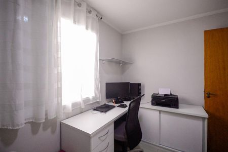Casa à venda com 3 quartos, 175m² em Vila Brasilina, São Paulo