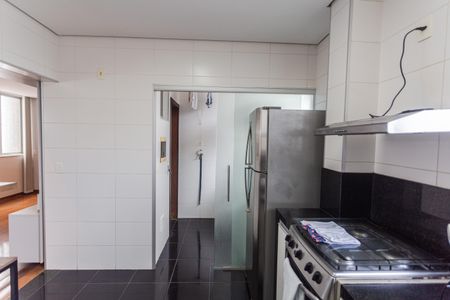 Apartamento para alugar com 80m², 2 quartos e 2 vagas Apartamento para alugar com 80m², 2 quartos e 2 vagasCozinha