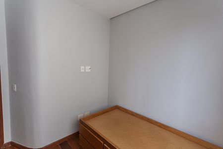 Apartamento para alugar com 80m², 2 quartos e 2 vagas Apartamento para alugar com 80m², 2 quartos e 2 vagasQuarto 2