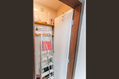Apartamento para alugar com 80m², 2 quartos e 2 vagas Apartamento para alugar com 80m², 2 quartos e 2 vagasBanheiro de serviço