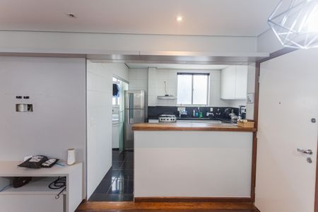 Apartamento para alugar com 80m², 2 quartos e 2 vagas Apartamento para alugar com 80m², 2 quartos e 2 vagasCozinha