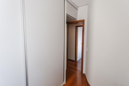 Apartamento para alugar com 80m², 2 quartos e 2 vagas Apartamento para alugar com 80m², 2 quartos e 2 vagasQuarto 2